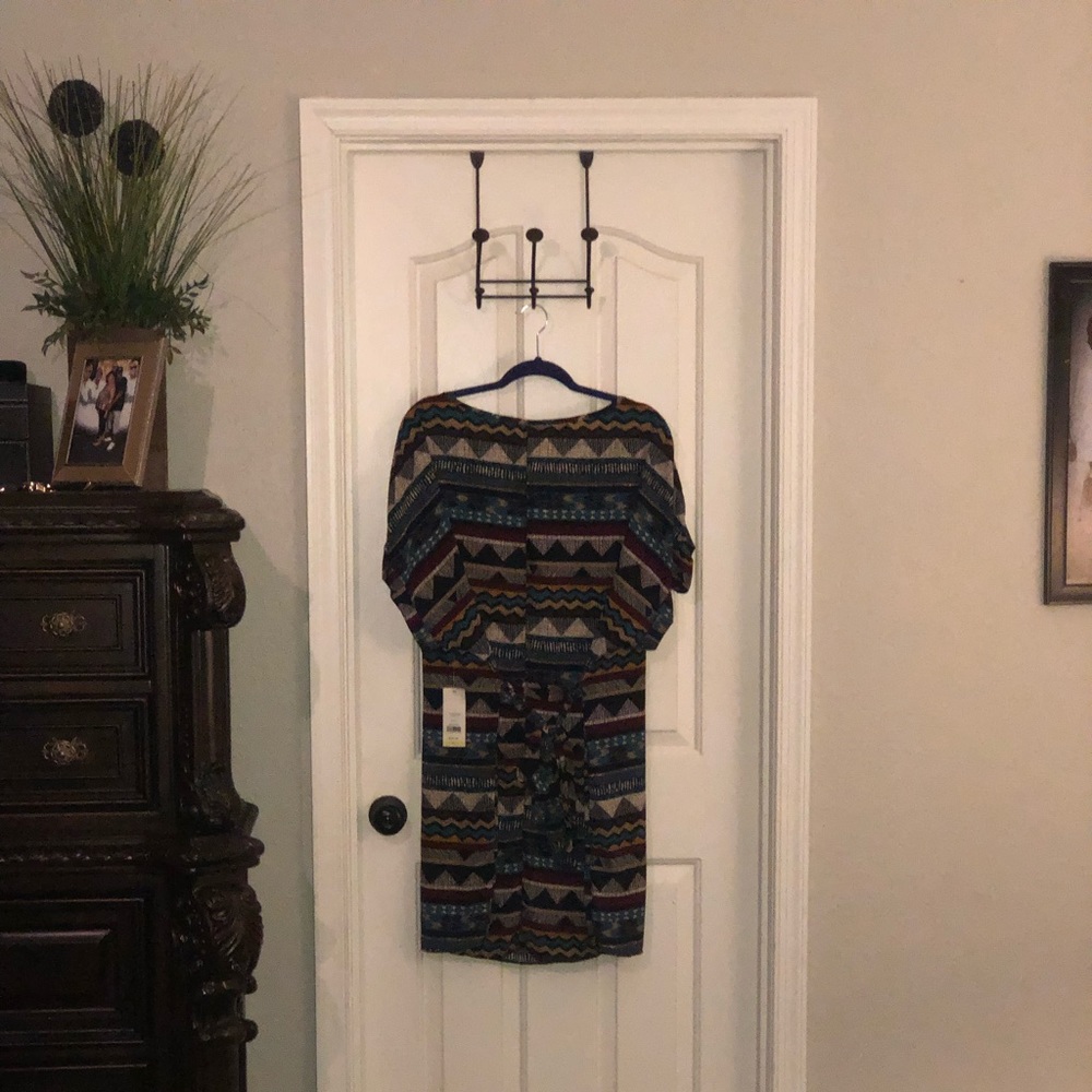 Tunic - Picture 2 of 3